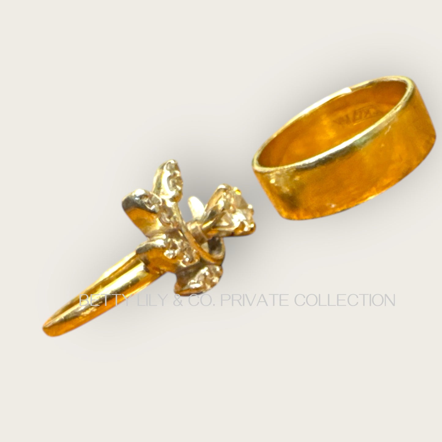 Mid-Century Diamond Laurel Spray Ring Set in 14K Yellow & White Gold | Private Collection
