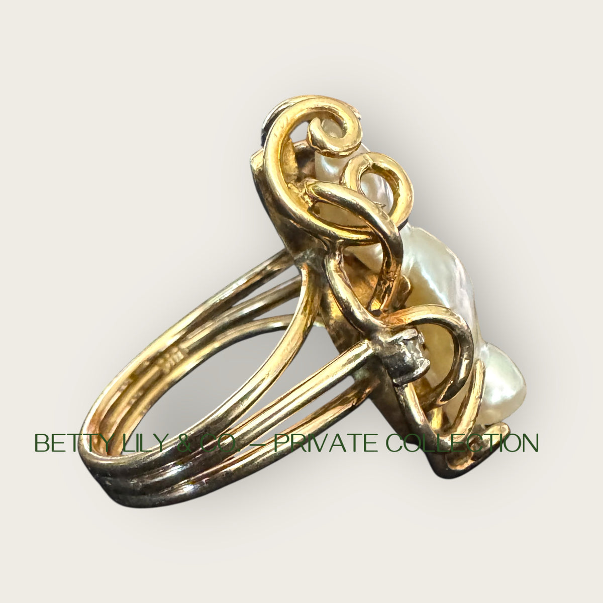 14k Gold Baroque Natural Pearl & Diamond Ring | Private Collection