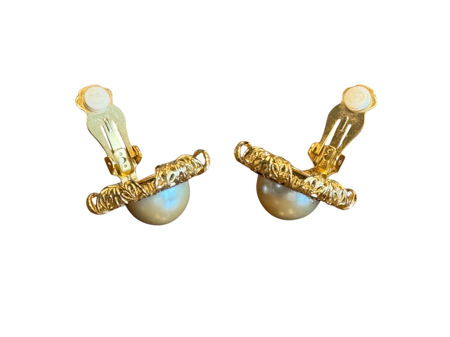 Vintage Gold Filigree Clip-On Earrings – Faux Pearl & Purple Crystal Accents