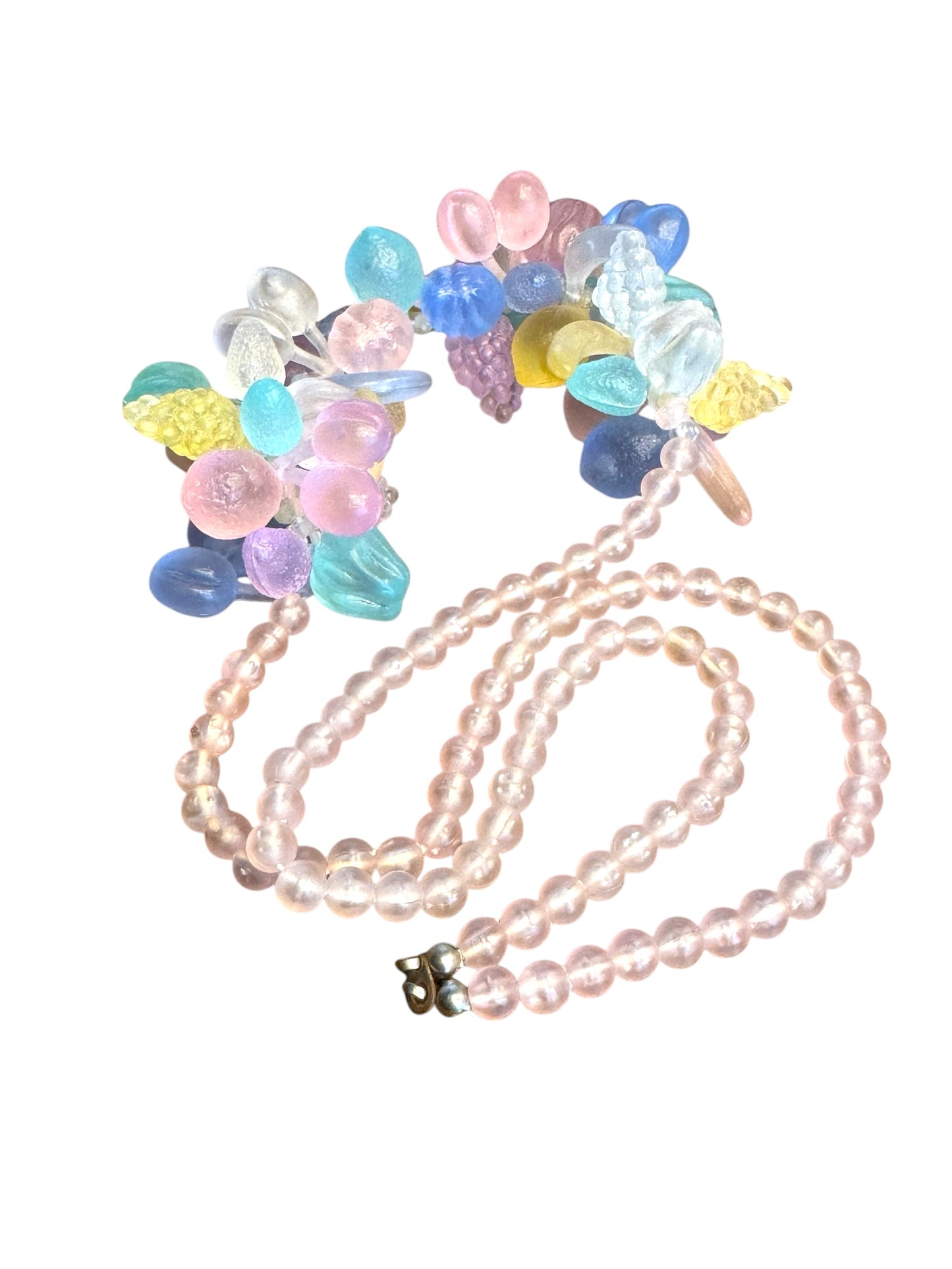 Vintage 1950s Fruit Salad Necklace – Frosted Pastel Fruit Clusters on Pink Beads
