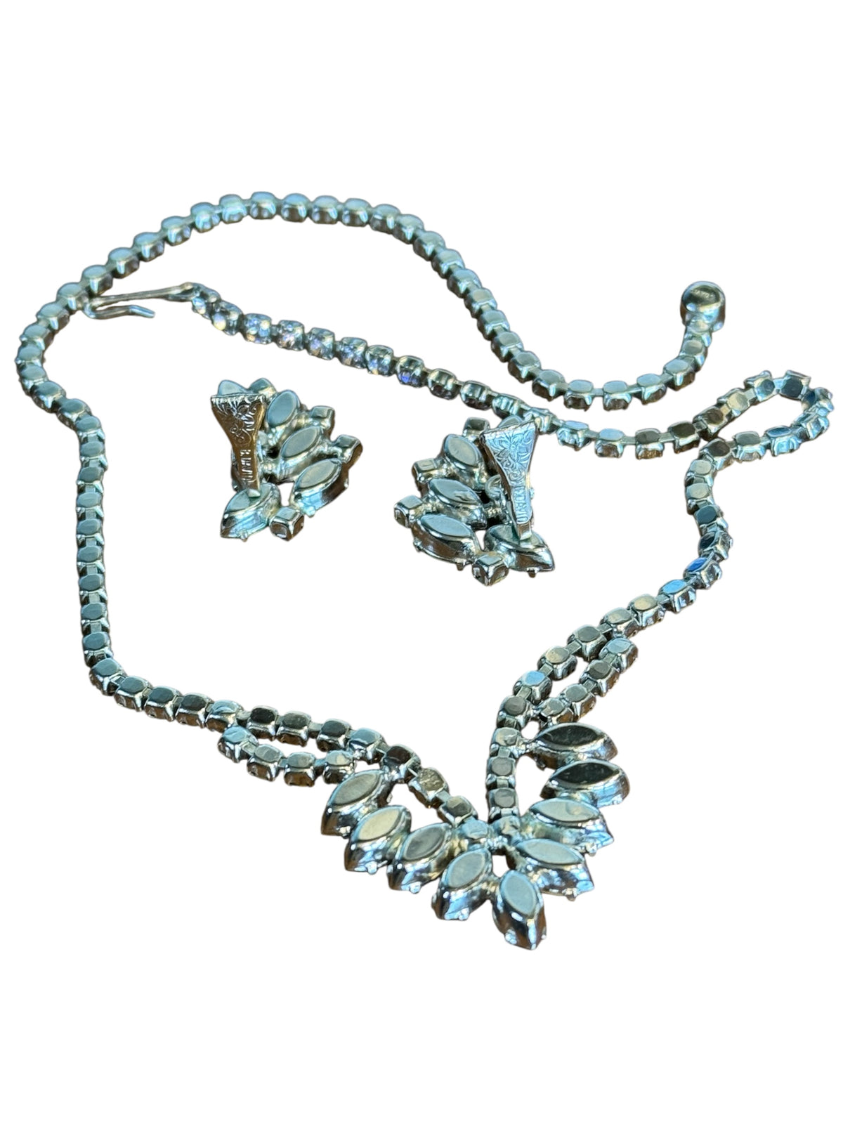 Vintage 1950s B. David Amethyst & Pale Lavender Rhinestone Parure – Rhodium-Plated Necklace & Earring Set – Signed Mid-Century Couture Jewelry