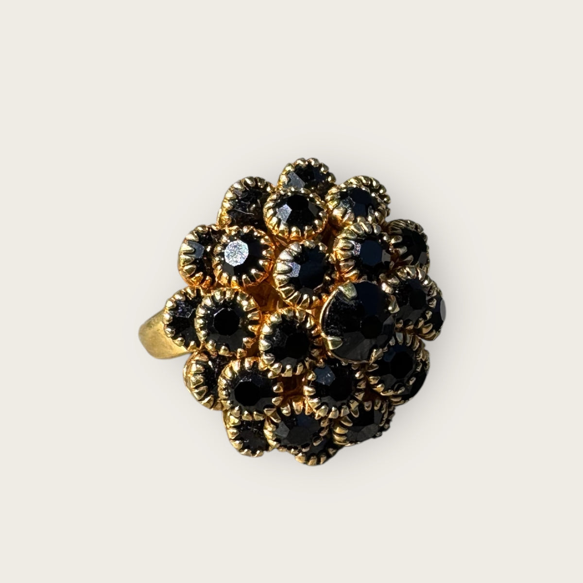 Vintage Judy Lee Black Rhinestone Cluster Cocktail Ring – Adjustable, 1950s–60s Statement Jewelry