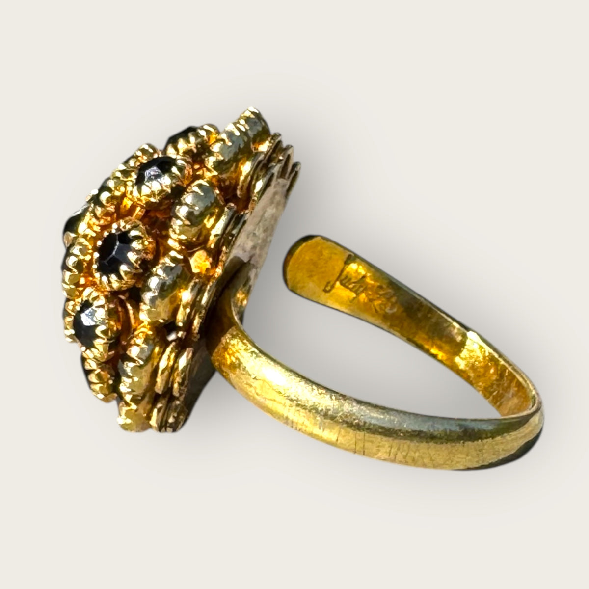 Vintage Judy Lee Black Rhinestone Cluster Cocktail Ring – Adjustable, 1950s–60s Statement Jewelry