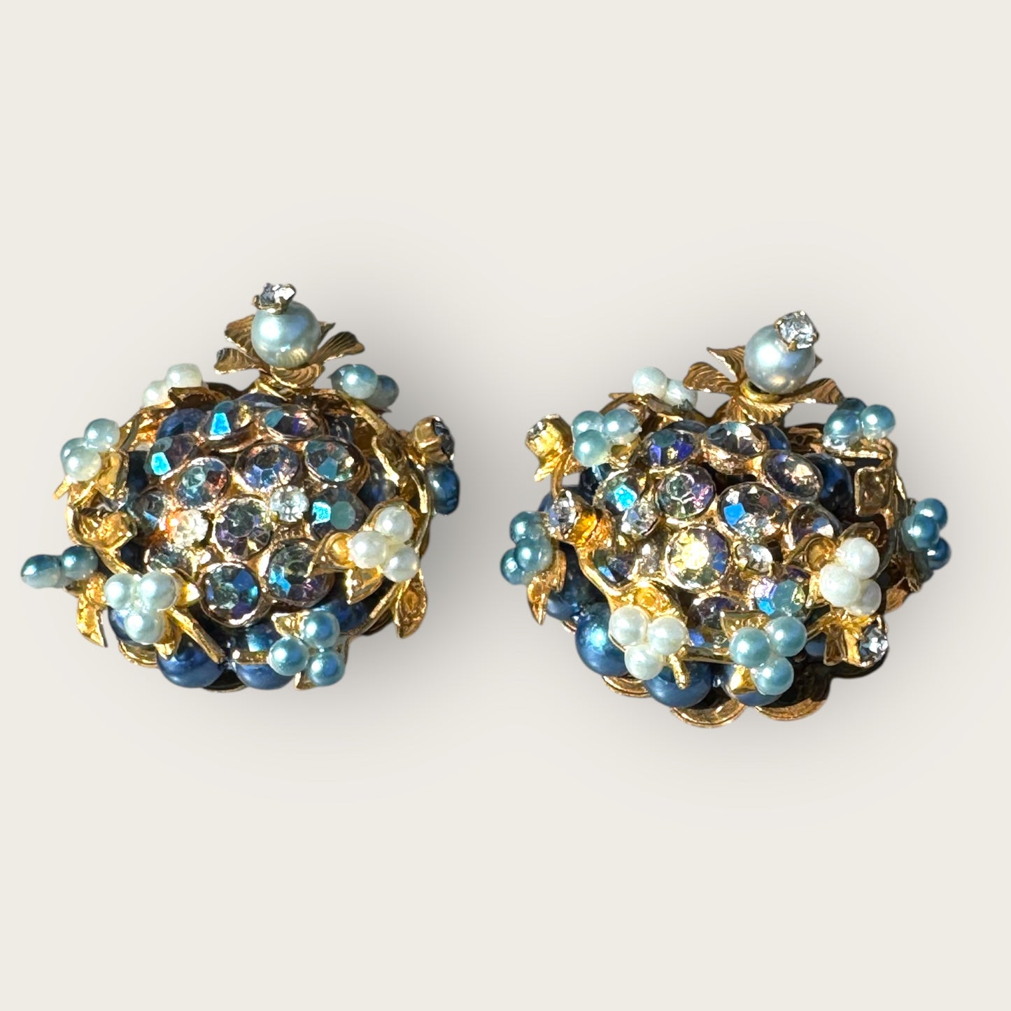 Vintage 1950s Clip-On Earrings in Miriam Haskell or Robert Style – Blue AB Rhinestones, Faux Pearls, Gold Tone Floral Design