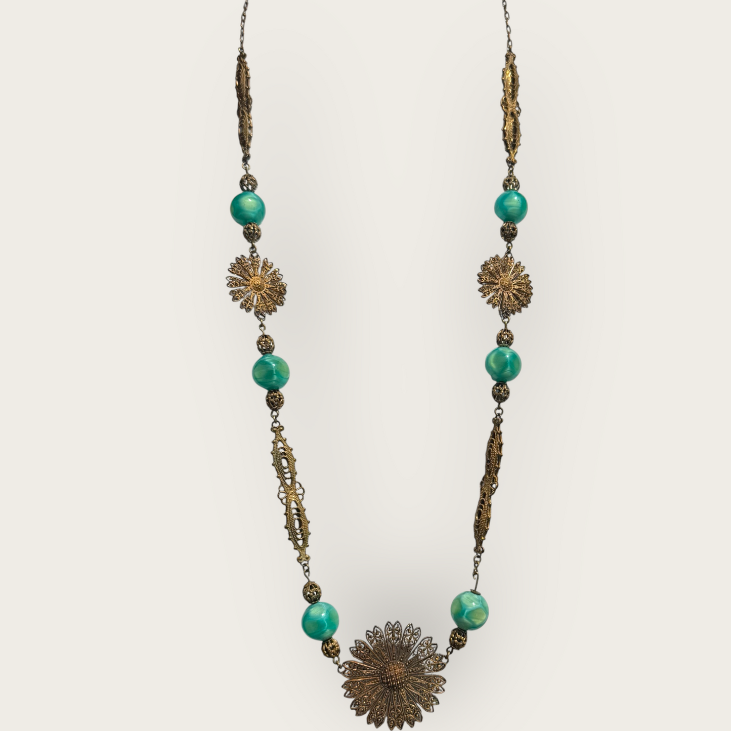 Antique 1920s Czech Green Glass & Brass Filigree Sautoir Necklace – Rare Collector’s Piece