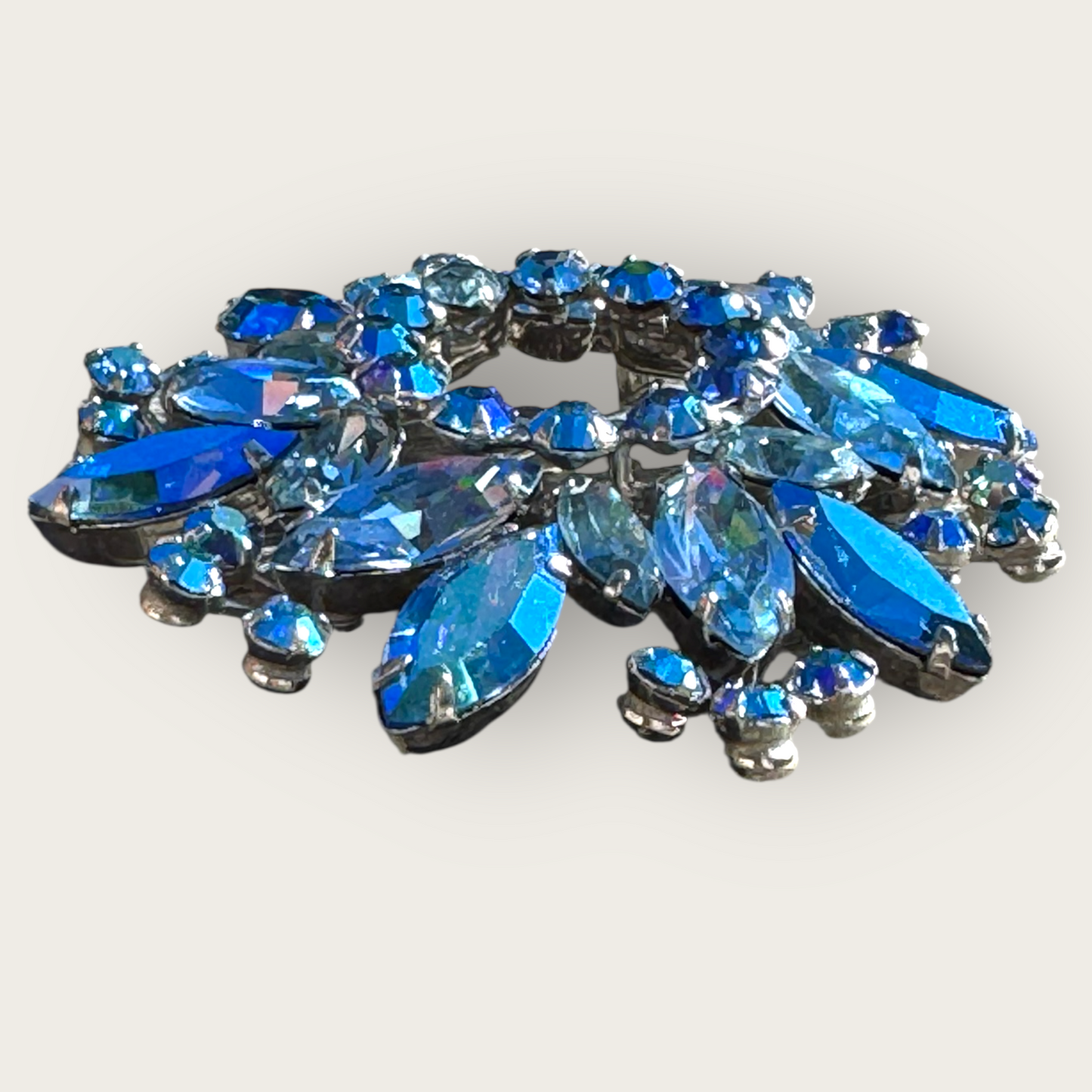Vintage Signed Sherman Blue Aurora Borealis Rhinestone Wreath Brooch – Canadian Mid-Century Costume Jewelry