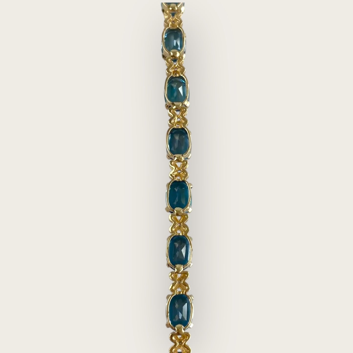 Vintage 14K Gold Blue Topaz & Diamond Tennis Bracelet — 8 Inch