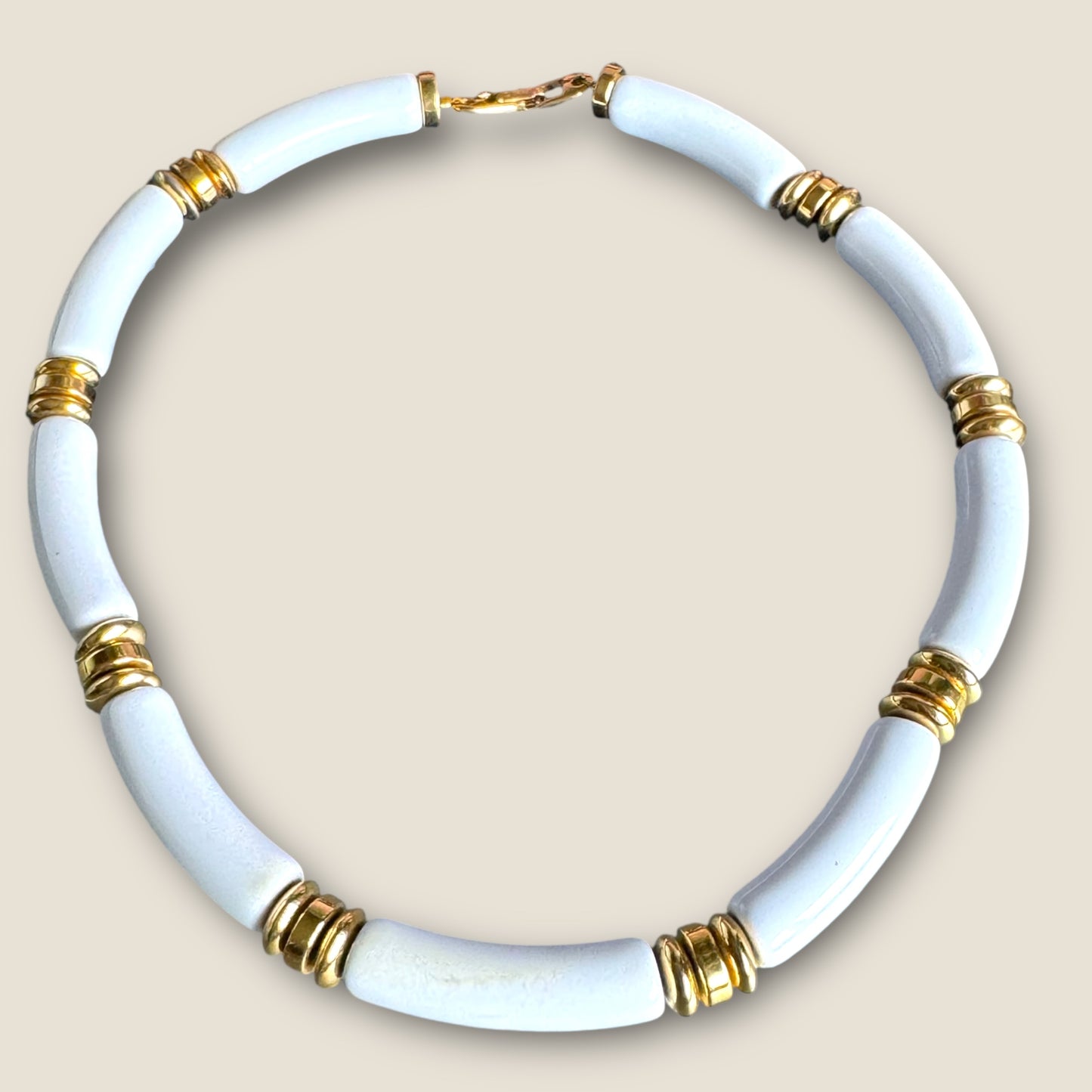 Vintage Signed Napier White Lucite and Gold Tone Collar Necklace