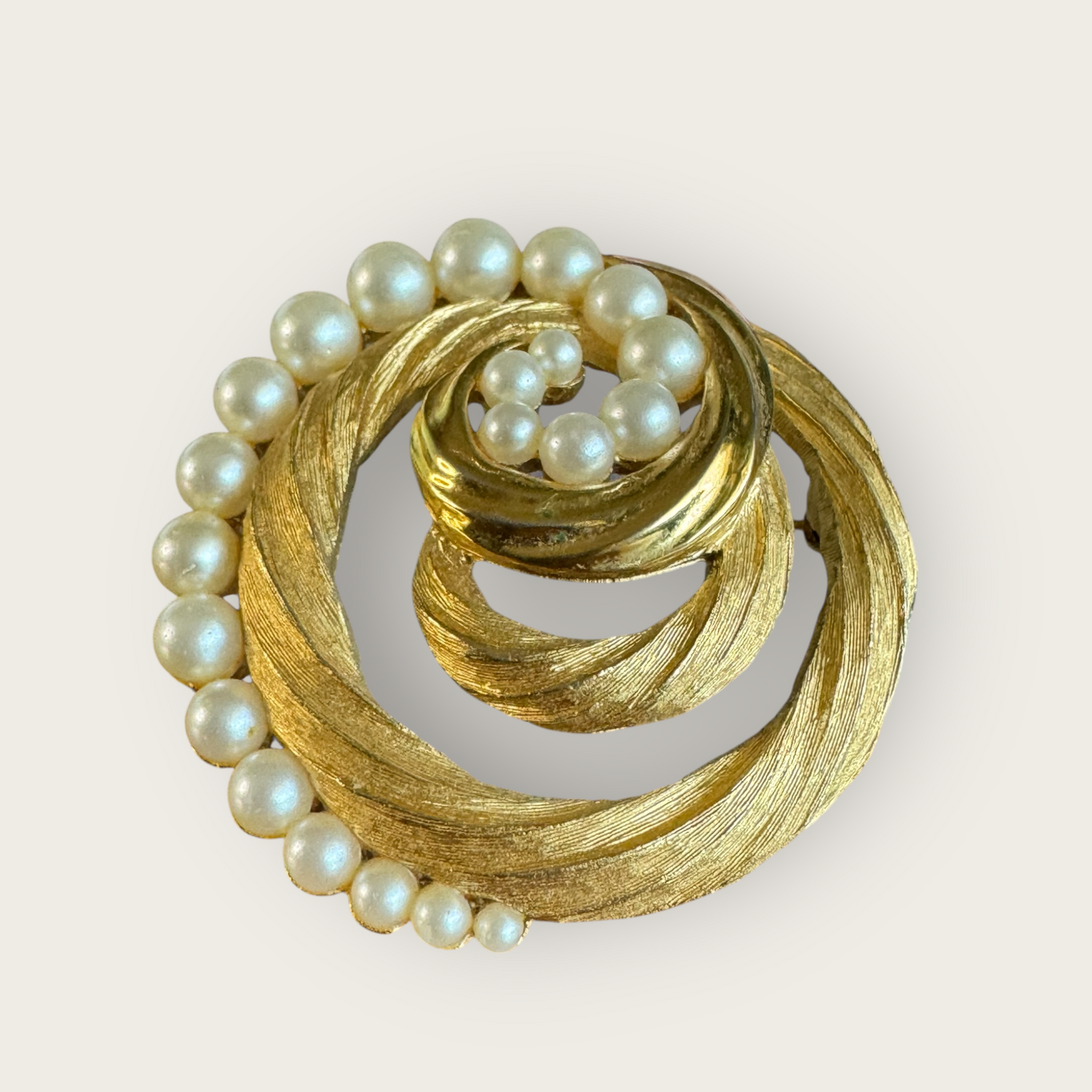 Vintage Signed Crown Trifari Gold-Tone Swirl Brooch with Faux Pearls