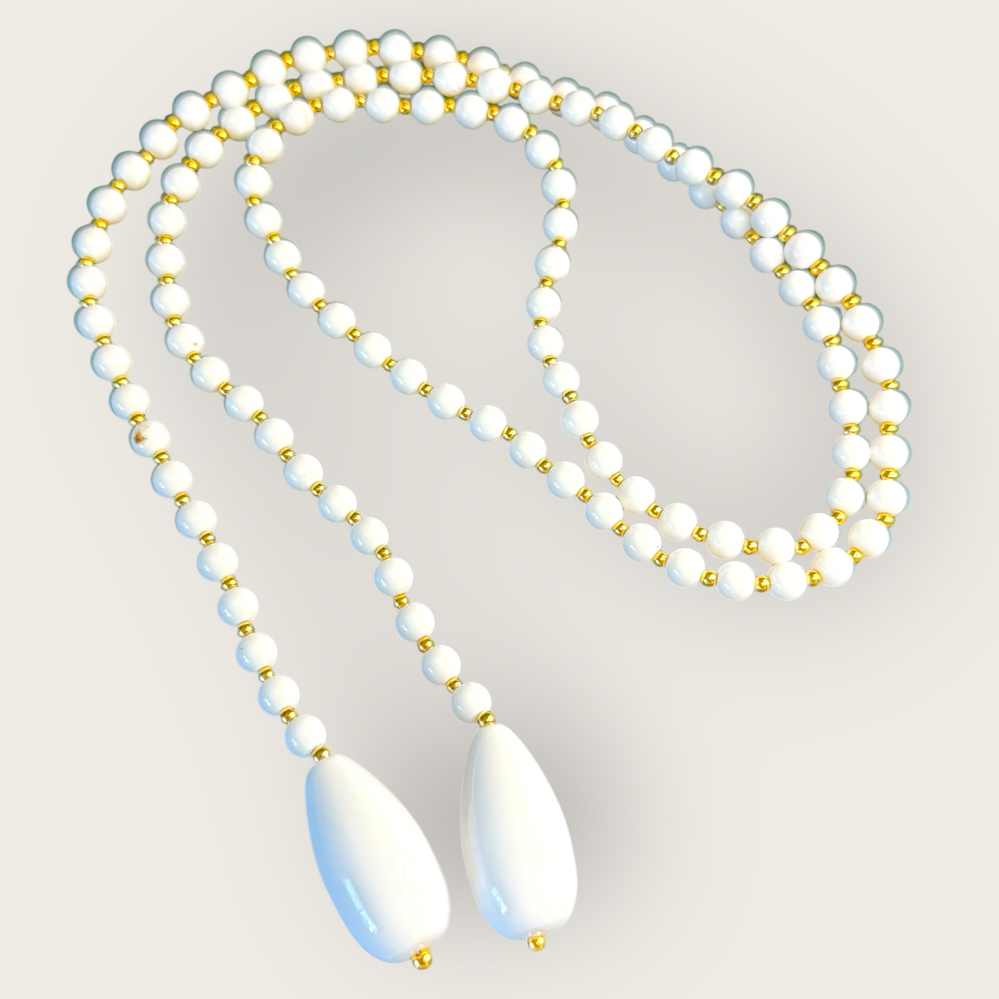 Vintage 1960s White Lucite Beaded Rope Necklace with Gold Spacers – 38-Inch Convertible Lariat or Bolo Style