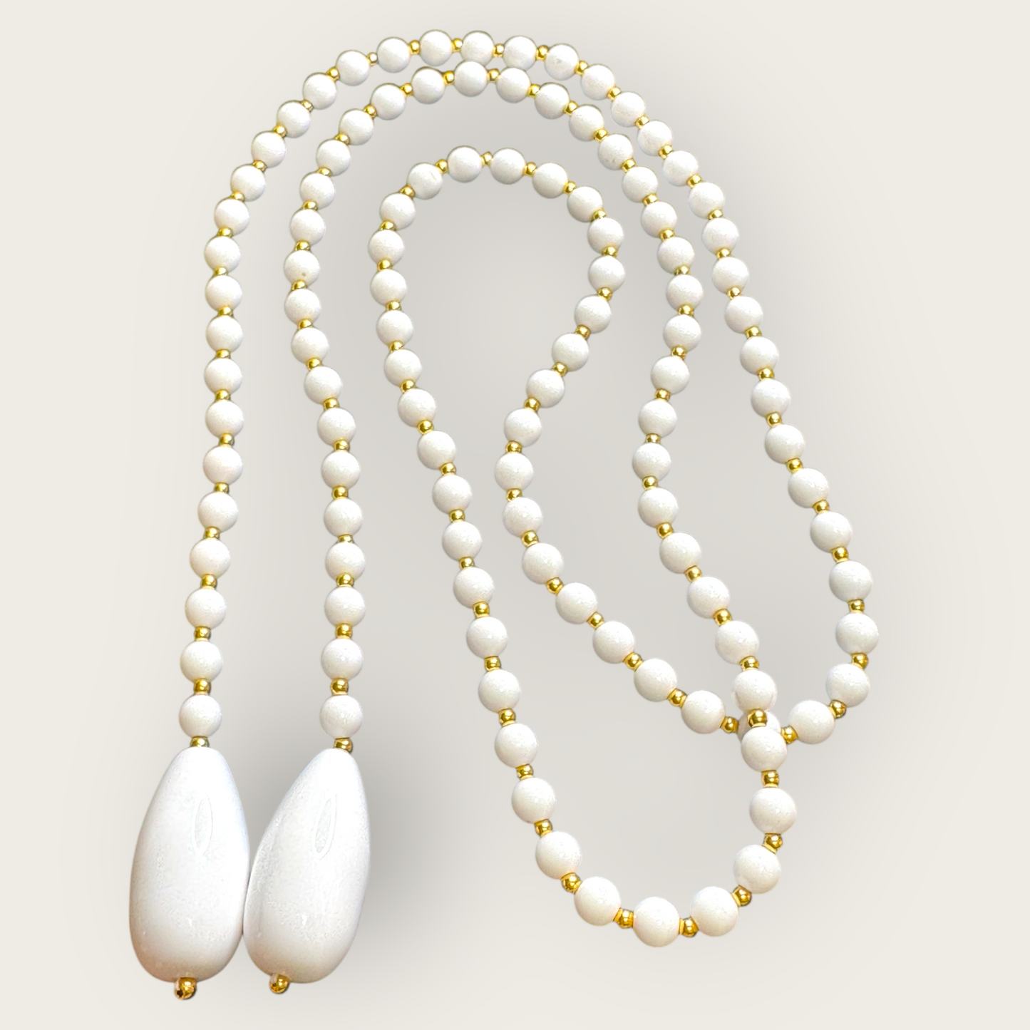 Vintage 1960s White Lucite Beaded Rope Necklace with Gold Spacers – 38-Inch Convertible Lariat or Bolo Style