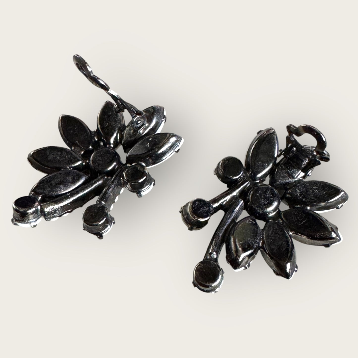 Vintage Milk Glass Clip-On Earrings – Mid Century Leaf Cluster in Gunmetal Setting, 1950s Statement Jewelry