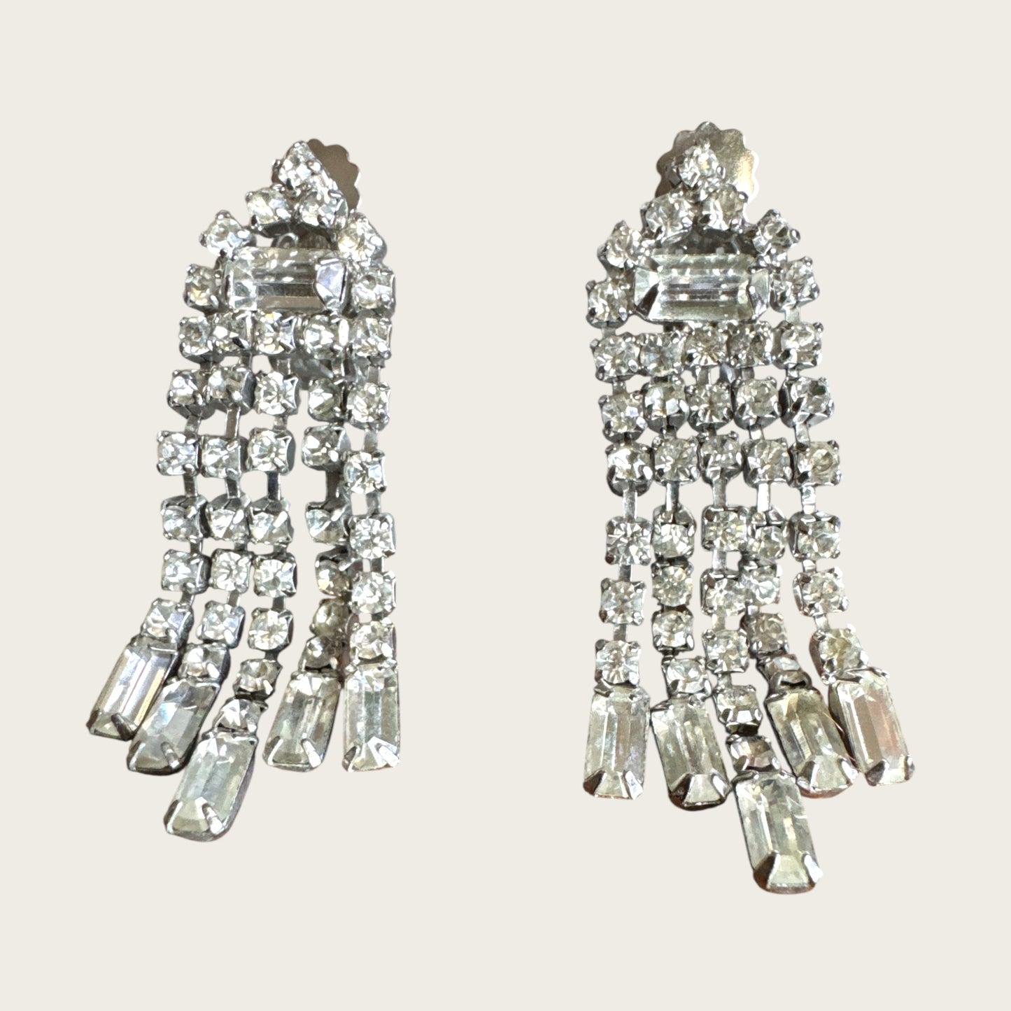 Vintage Riveted Florette Clip-On Earrings with Rhinestone Chain Dangles & Baguette Finishes – 1950s Mid Century Glamour