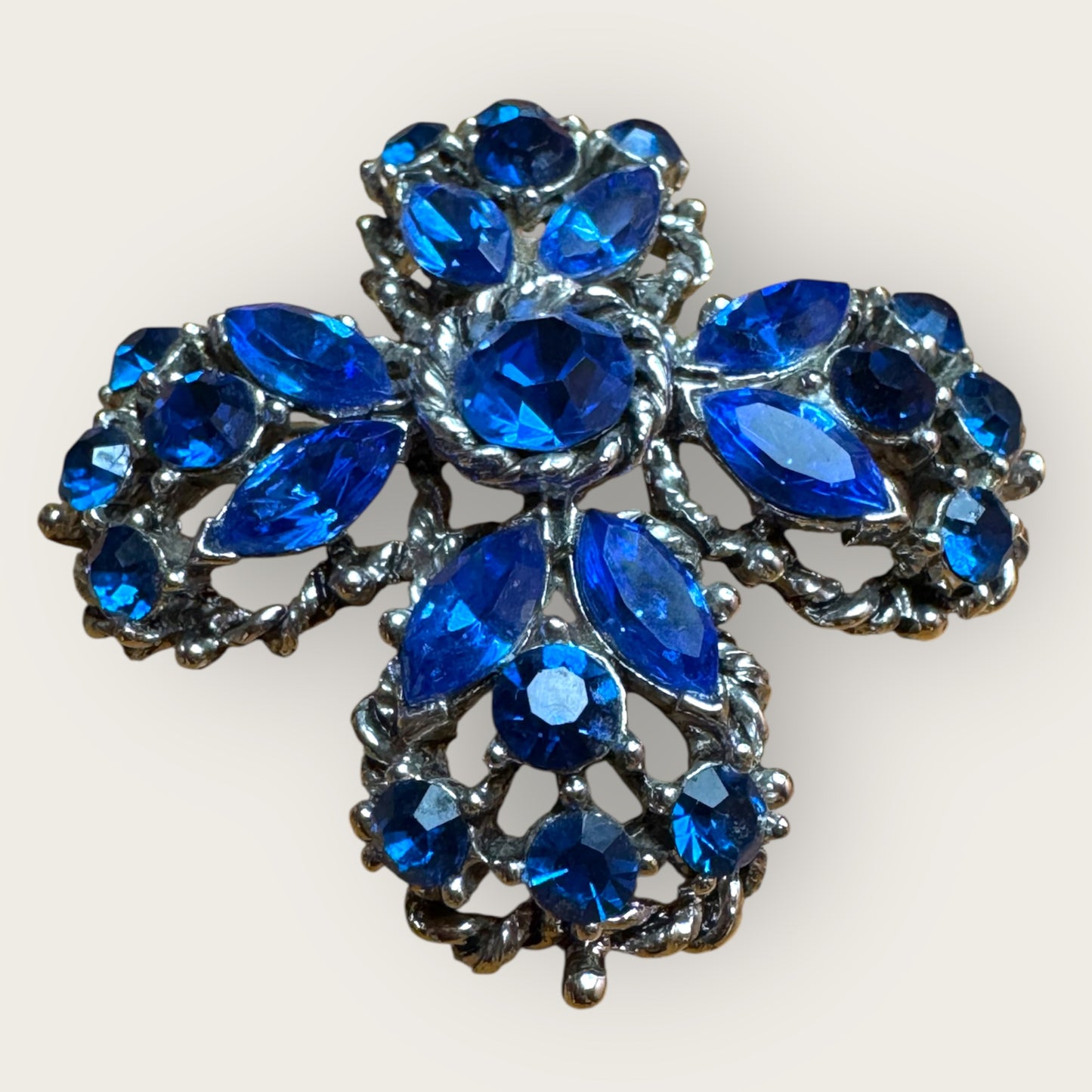 Vintage Signed Weiss Sapphire Blue Rhinestone Cross Brooch – 1960s Statement Jewelry