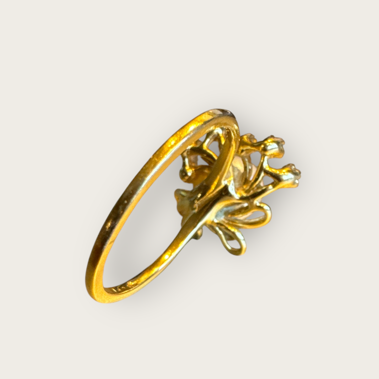 14K Gold Cultured Pearl & Diamond Cocktail Ring – Size 9 – Vintage Elegance with 6 Natural Diamonds