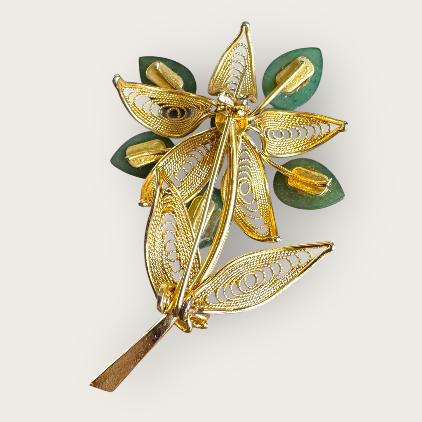 Real Jade & Gold-Plated Filigree Floral Brooch – Large Vintage Statement Pin, 1950s–70s
