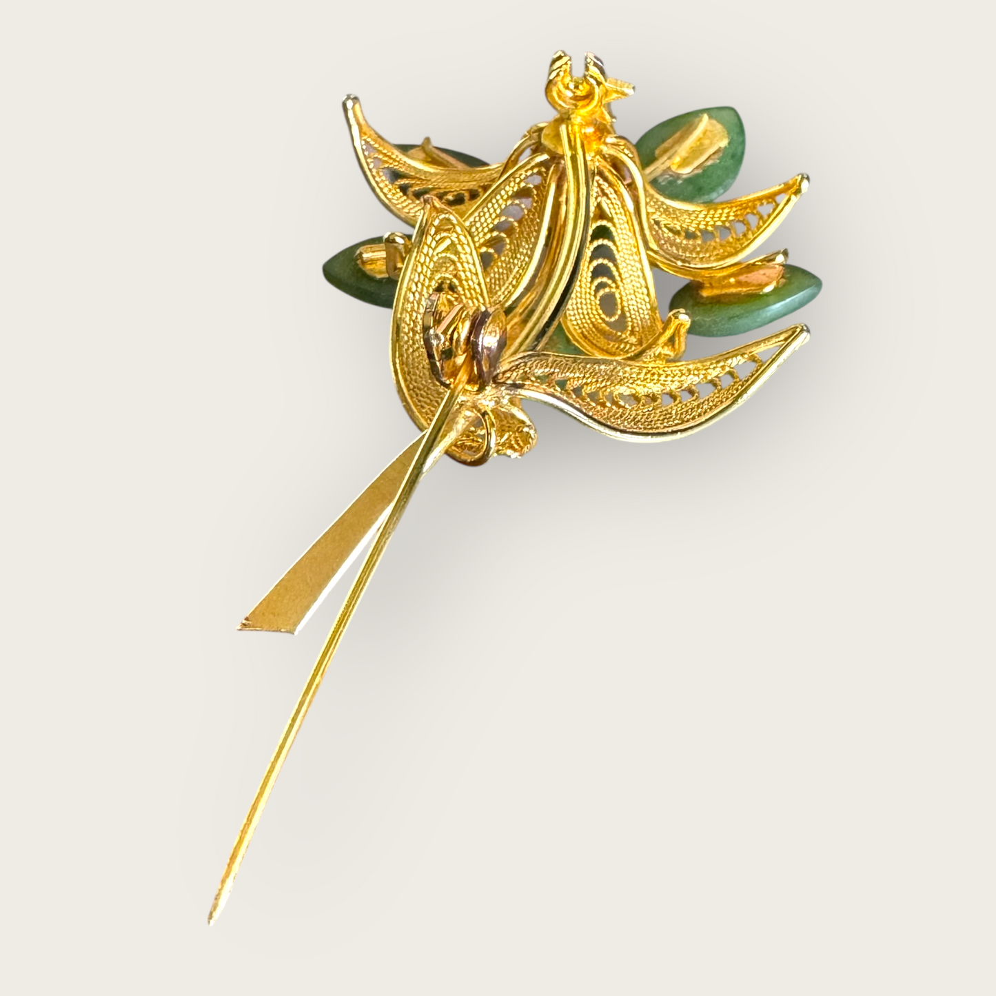 Real Jade & Gold-Plated Filigree Floral Brooch – Large Vintage Statement Pin, 1950s–70s