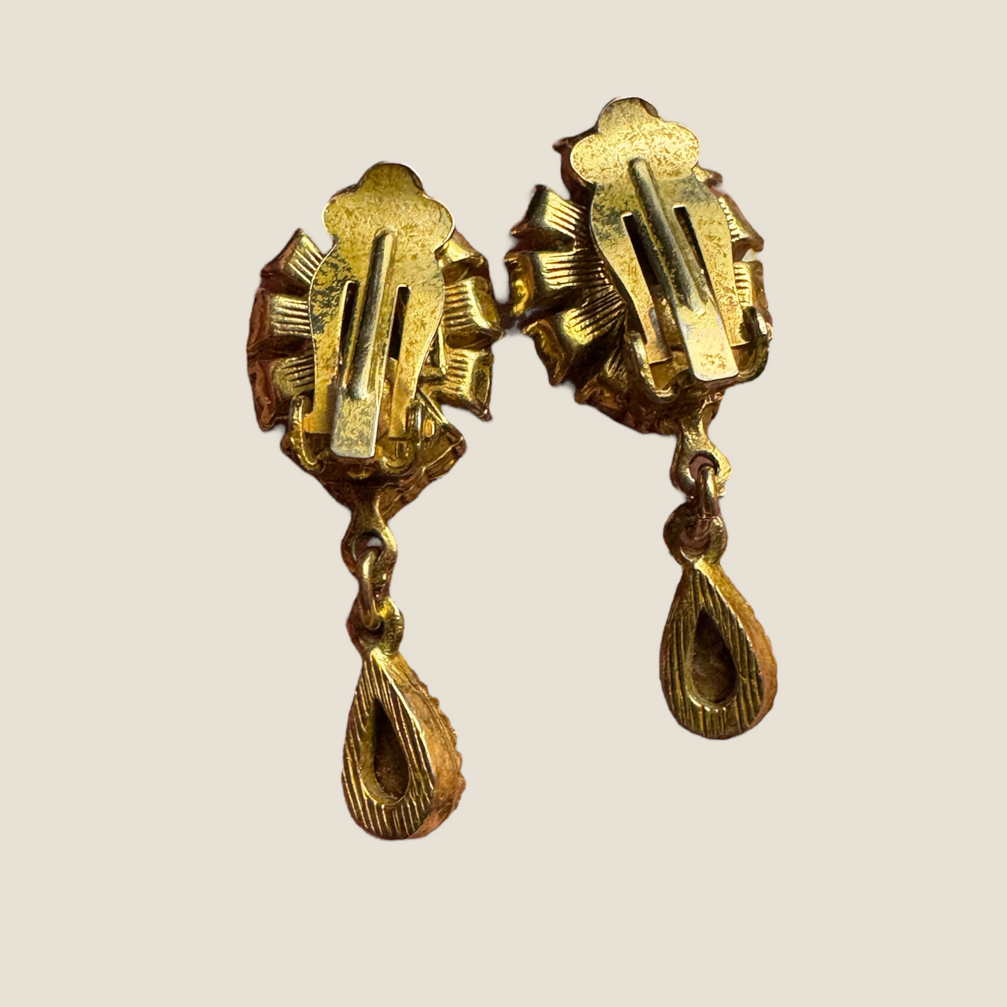 Vintage Arthur Pepper “ART” Garnet Red Rhinestone Drop Earrings – 1950s Clip-On Victorian Revival