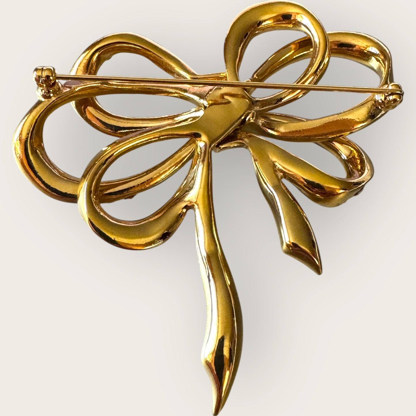 KJL for Avon Vintage Crystal Bow Brooch – Gold-Tone Double Ribbon Statement