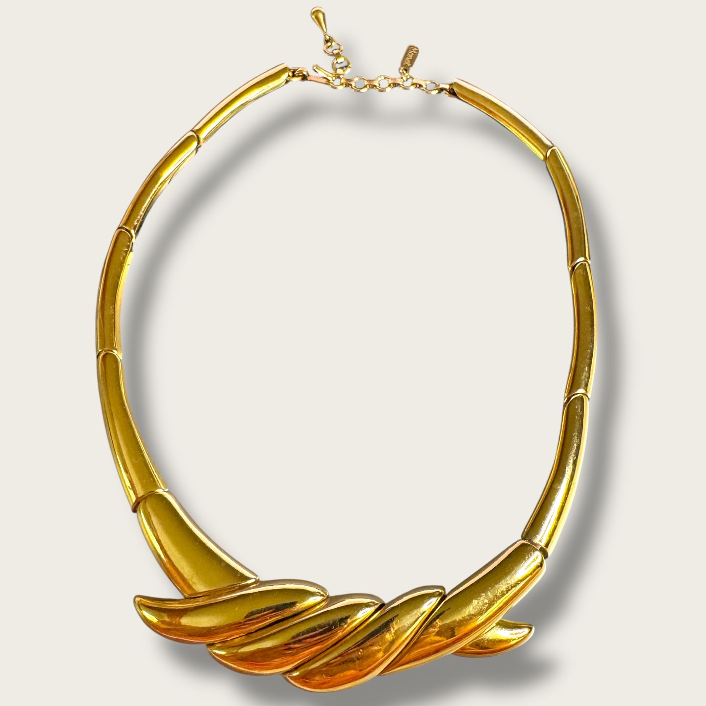 Vintage Monet Sculpted Gold-Tone Articulated Collar Necklace – Signed, Adjustable 16–18”