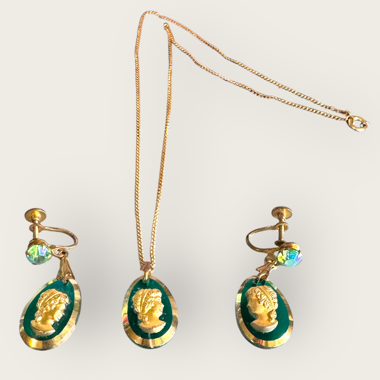 Vintage Green Glass Cameo Necklace & Earring Set – Gold Foil Intaglio Drop, AB Rhinestone Screwback Demi-Parure
