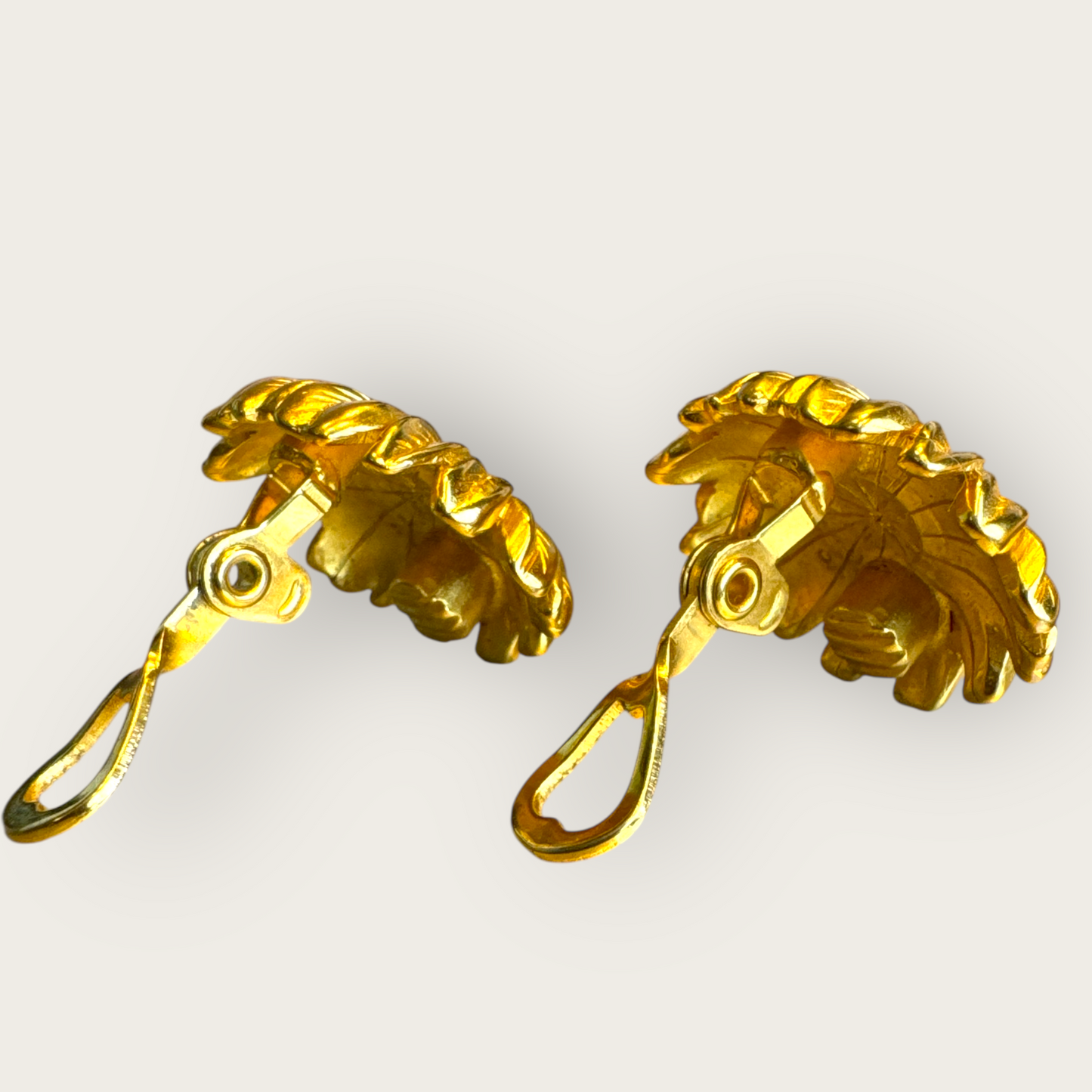 Vintage Monet Gold-Tone Sunflower Clip-On Earrings – Signed Comfort Clip, 1980s Bold Floral Statement