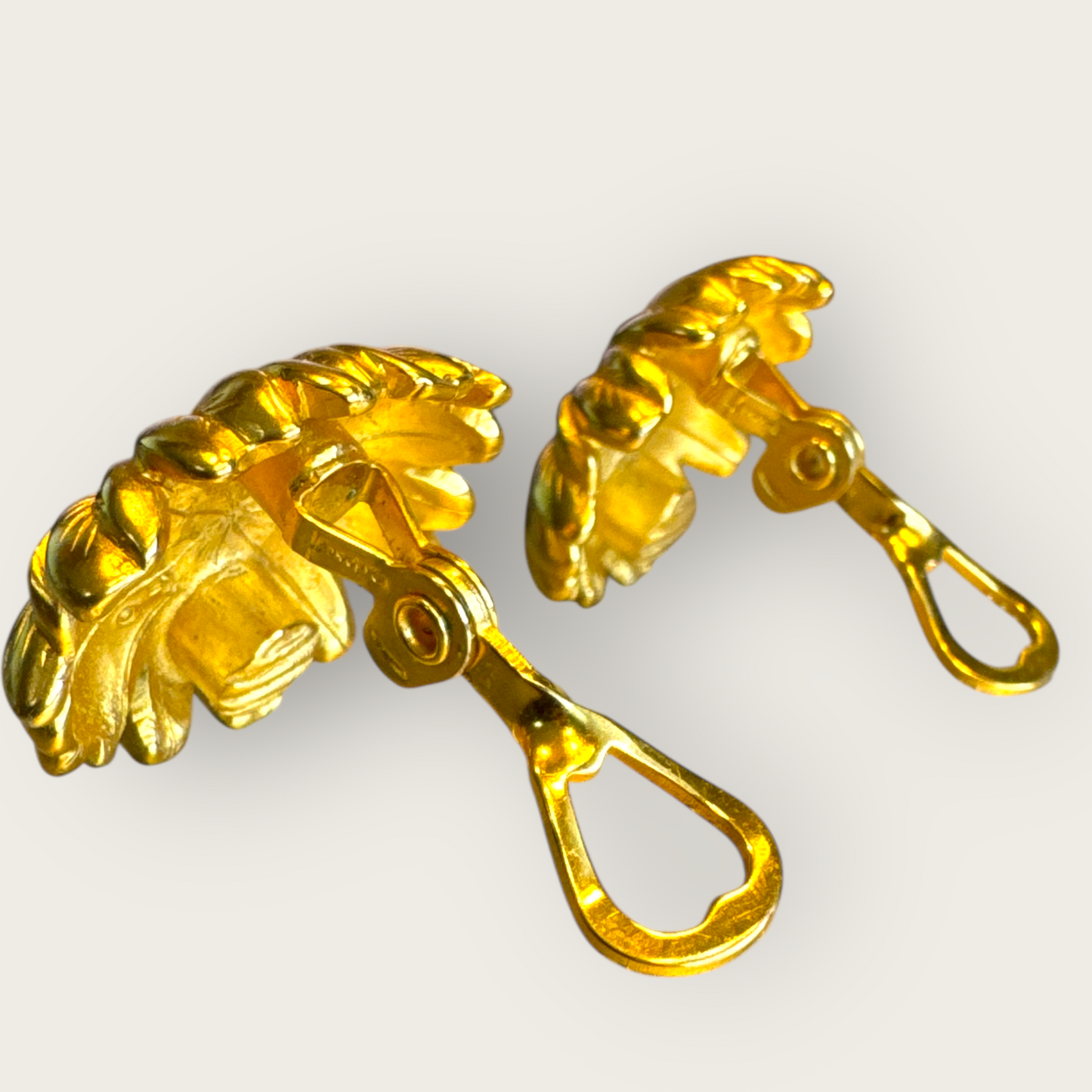 Vintage Monet Gold-Tone Sunflower Clip-On Earrings – Signed Comfort Clip, 1980s Bold Floral Statement