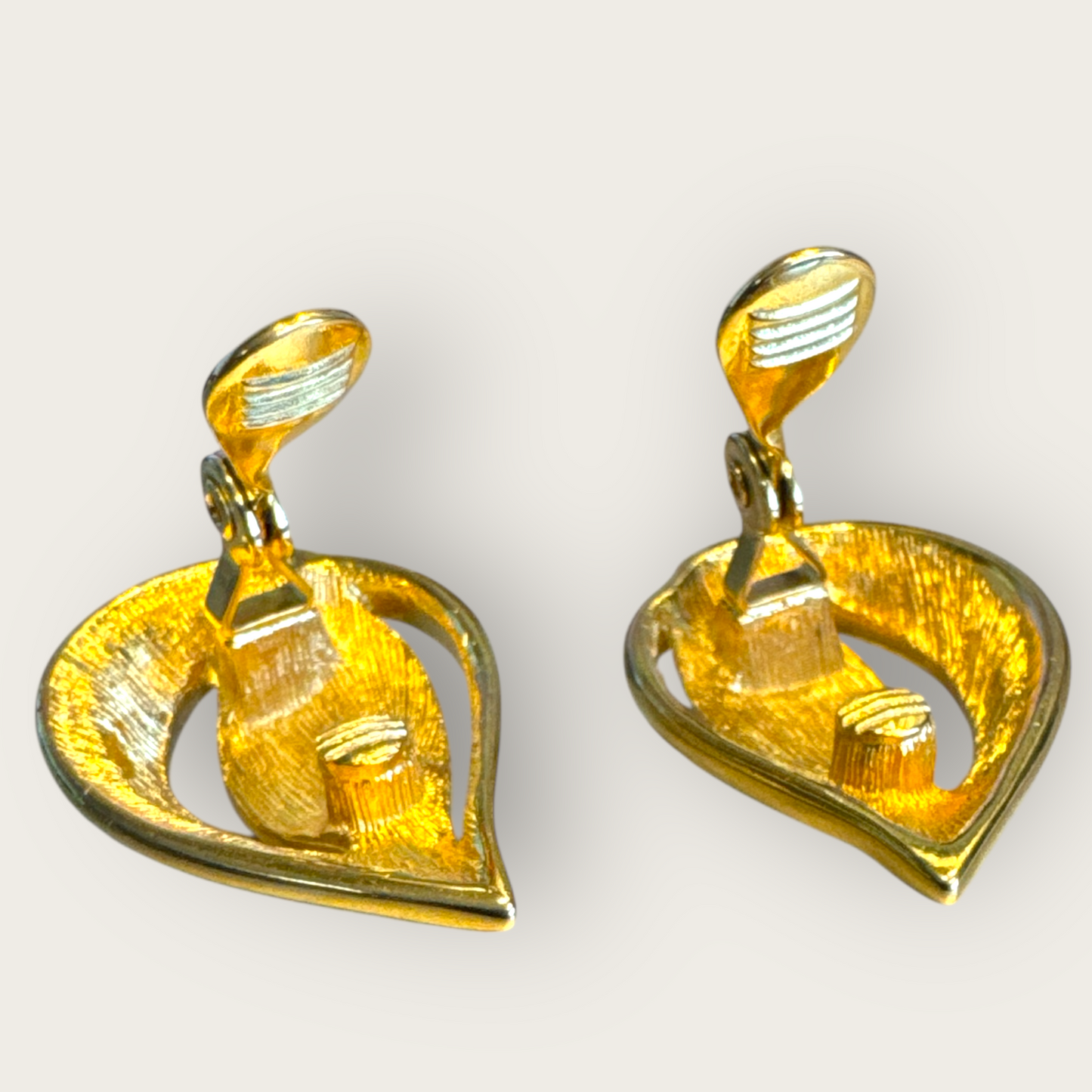 Vintage Modernist Cream Enamel & Gold-Tone Leaf Clip-On Earrings