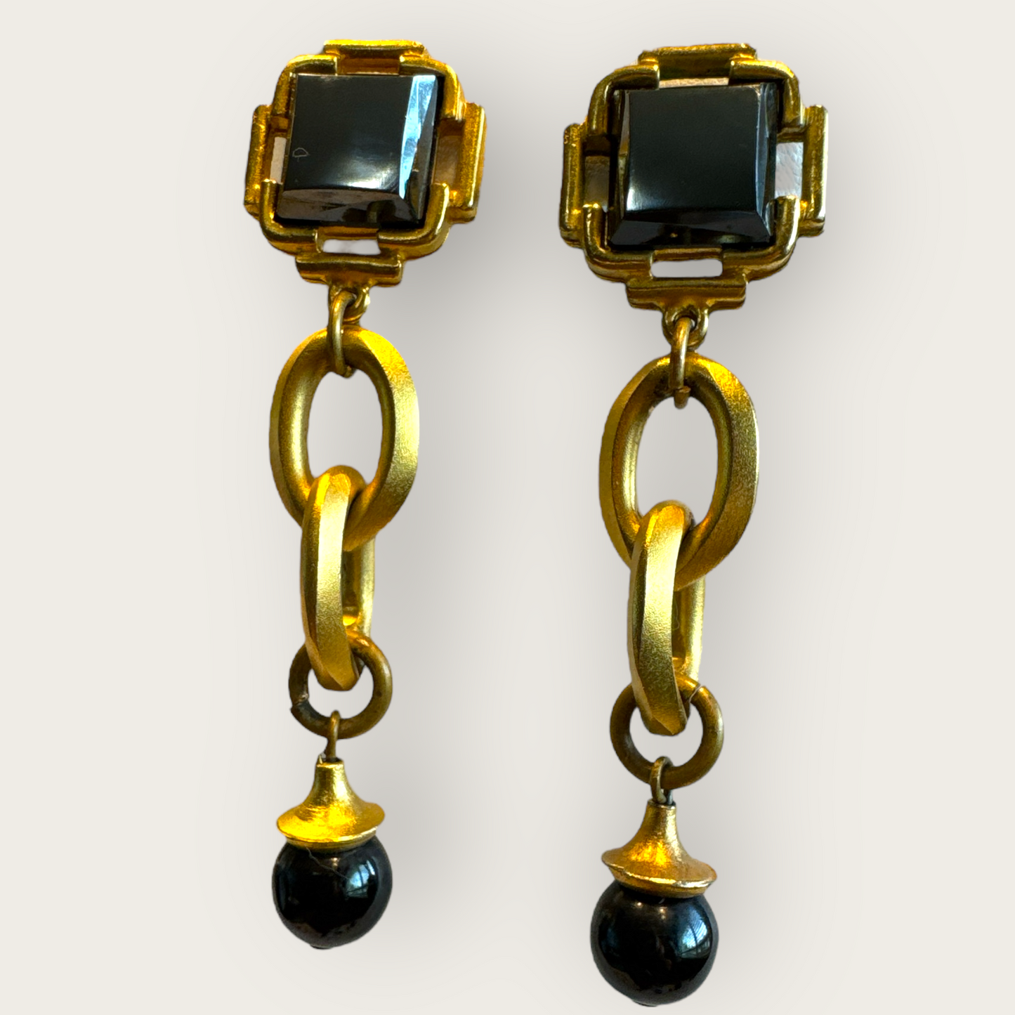 Vintage Matte Gold Articulated Dangle Earrings with Hematite Glass & Black Beads – Post Back Unsigned