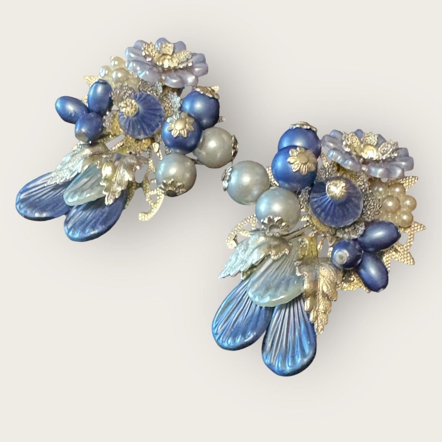 Signed Beau Jewels Vintage Blue Floral Cluster Clip-On Earrings – Mid-Century Statement Jewelry