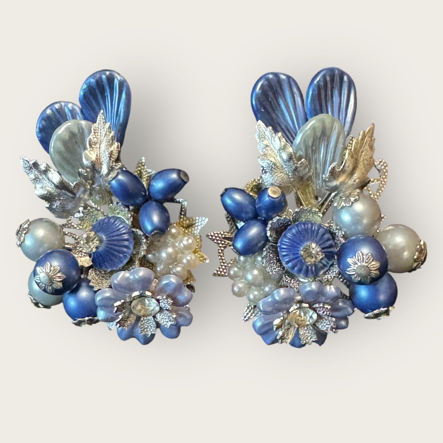 Signed Beau Jewels Vintage Blue Floral Cluster Clip-On Earrings – Mid-Century Statement Jewelry