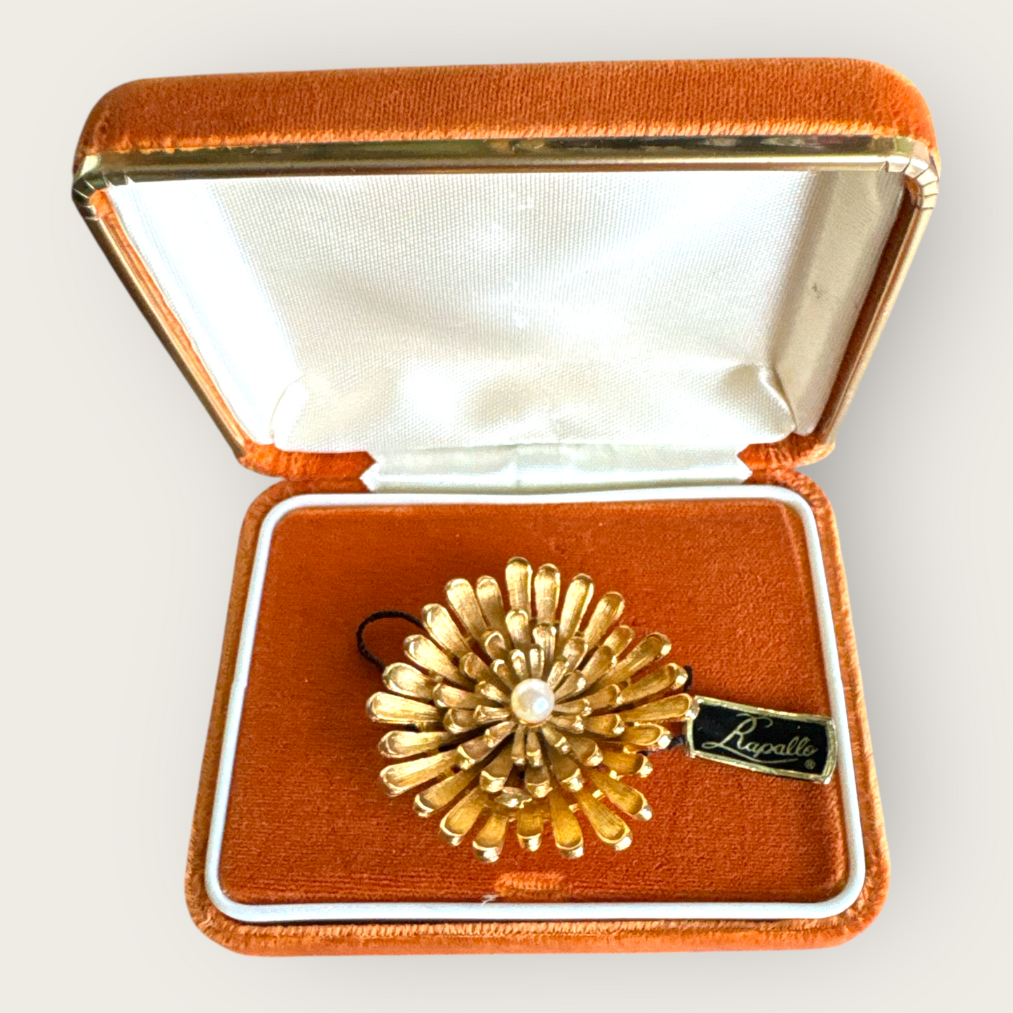 Vintage Rapallo Gold-Tone Flower Brooch with Cultured Pearl │ Original Velvet Box (1960s–1970s)