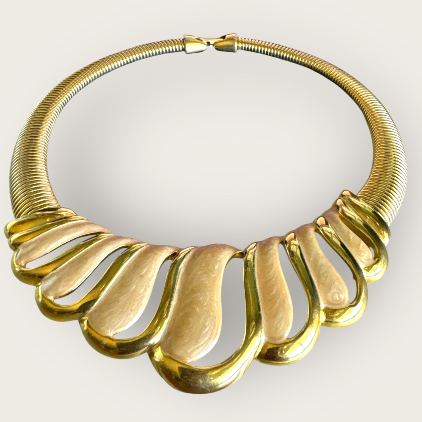 Vintage 1980s–1990s Napier Frosted Beige Enamel Omega Runway Statement Collar Necklace