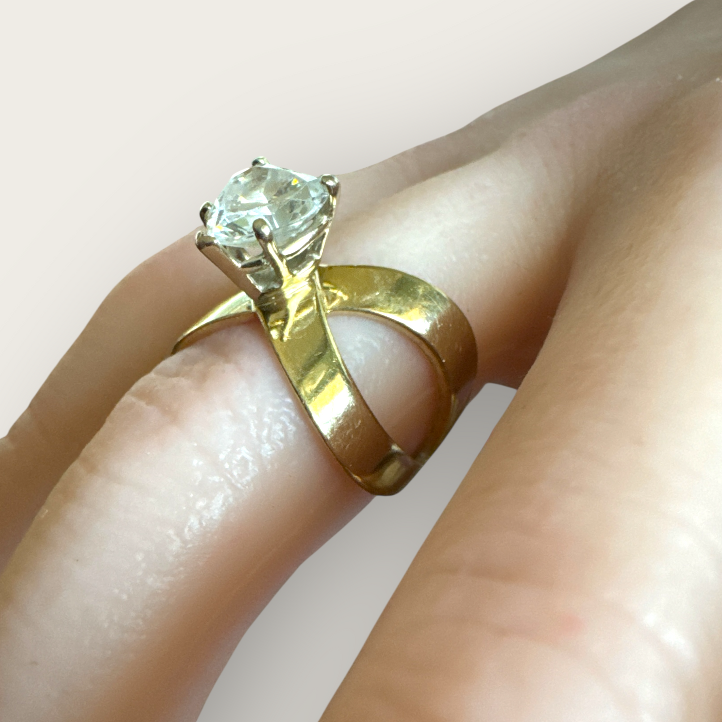 Vintage 14K Gold Heart-Cut Statement Ring – Size 6 – Modernist Bypass Design