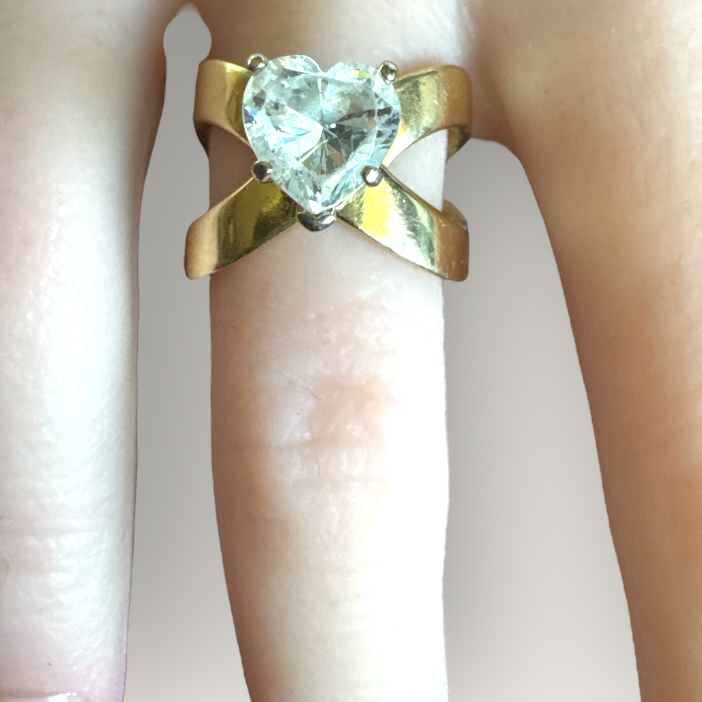 Vintage 14K Gold Heart-Cut Statement Ring – Size 6 – Modernist Bypass Design