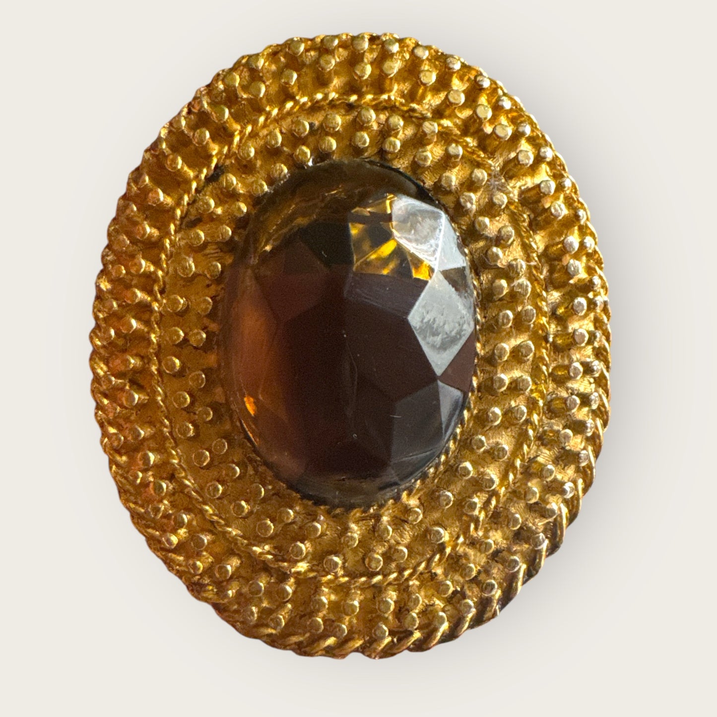 Vintage Smoky Glass Convertible Brooch Pendant – Textured Gold-Tone Setting – Mid-Century Statement Jewelry