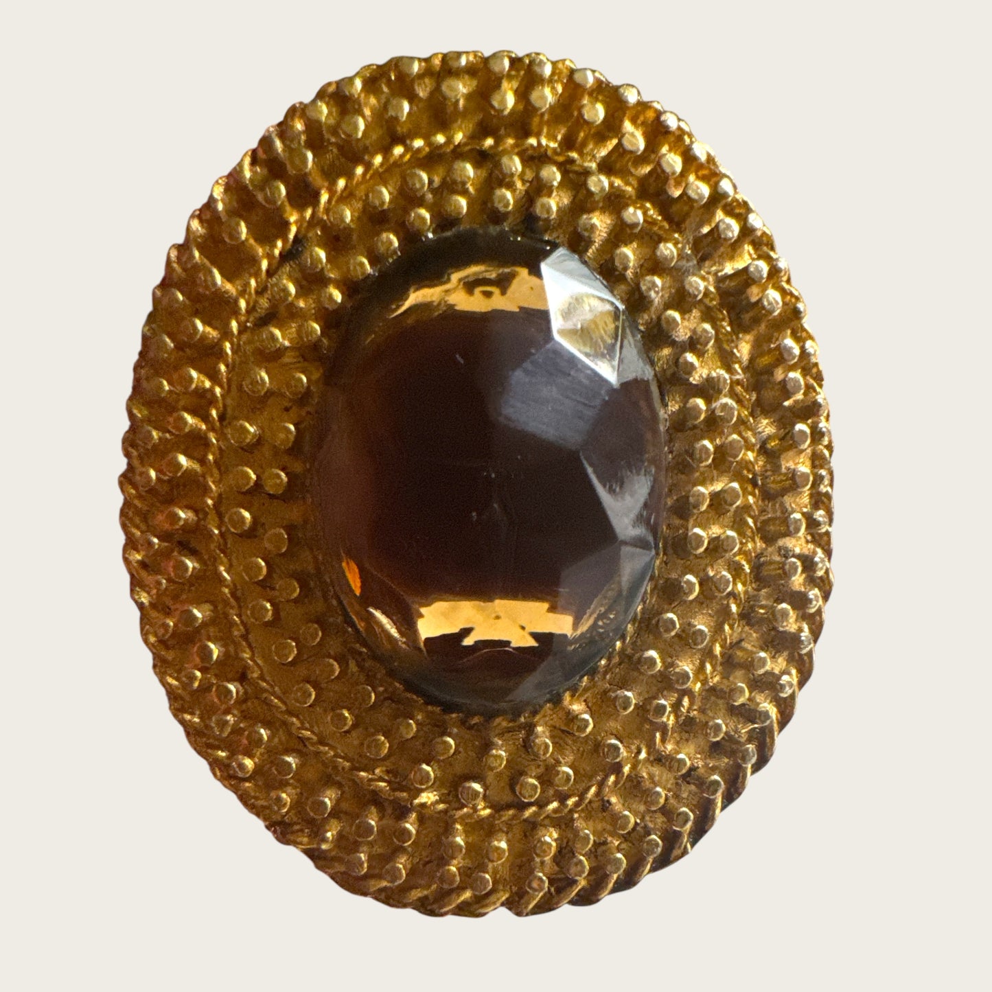 Vintage Smoky Glass Convertible Brooch Pendant – Textured Gold-Tone Setting – Mid-Century Statement Jewelry