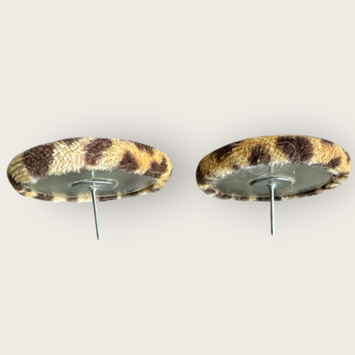Vintage 1990s Leopard Print Round Fabric Earrings – Post Back Studs