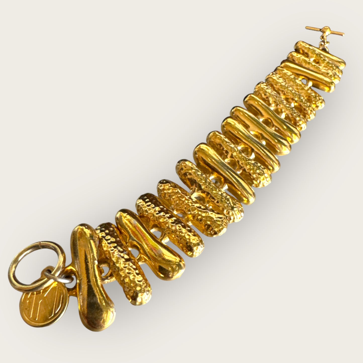 Vintage Anne Klein II Gold-Tone Sculptural Link Bracelet – Signed AKII, Chunky Toggle Closure, 6 ½ Inch