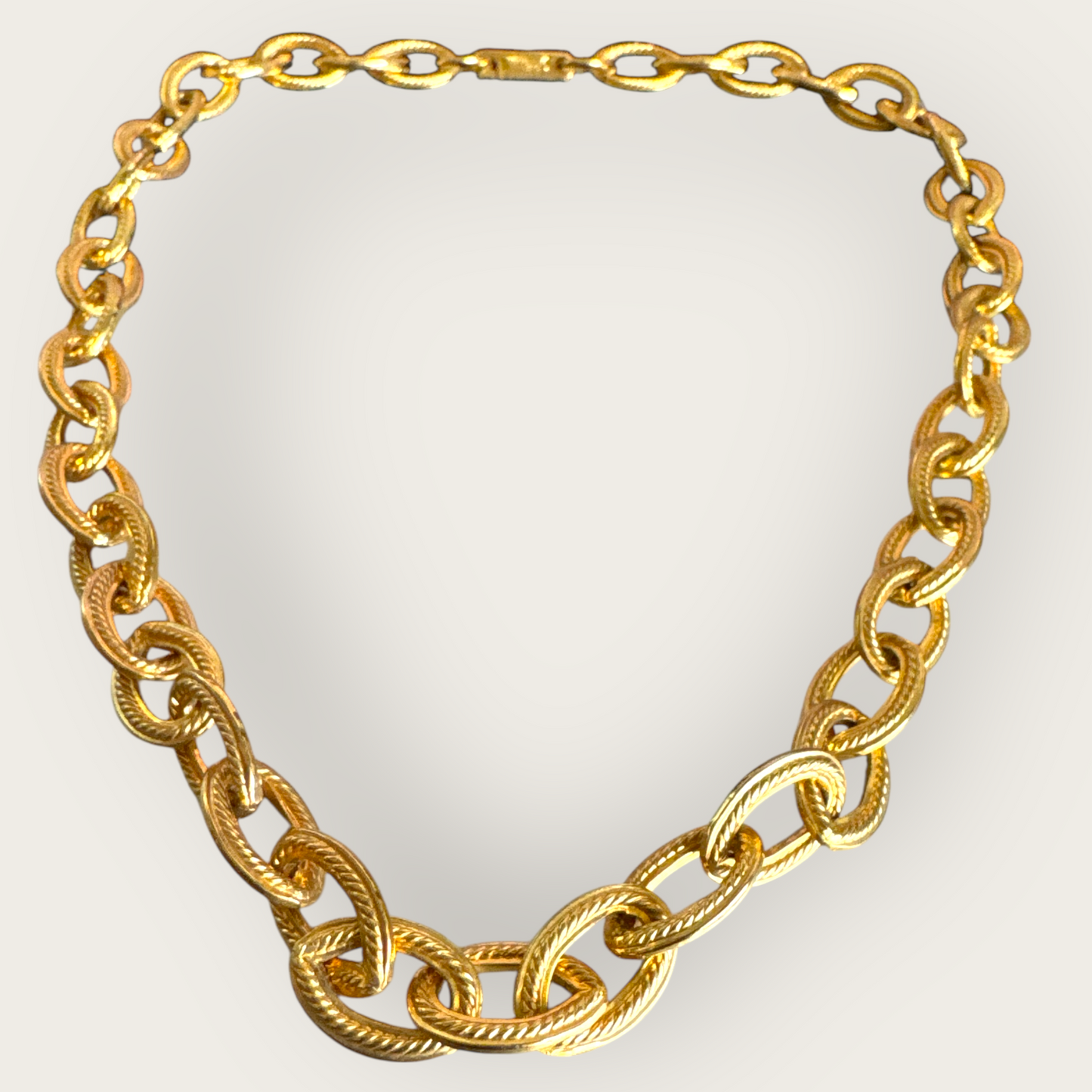Vintage Napier Gold-Tone Rope Textured Link Necklace – 17 Inch, Push–Pull Clasp, Pristine Condition