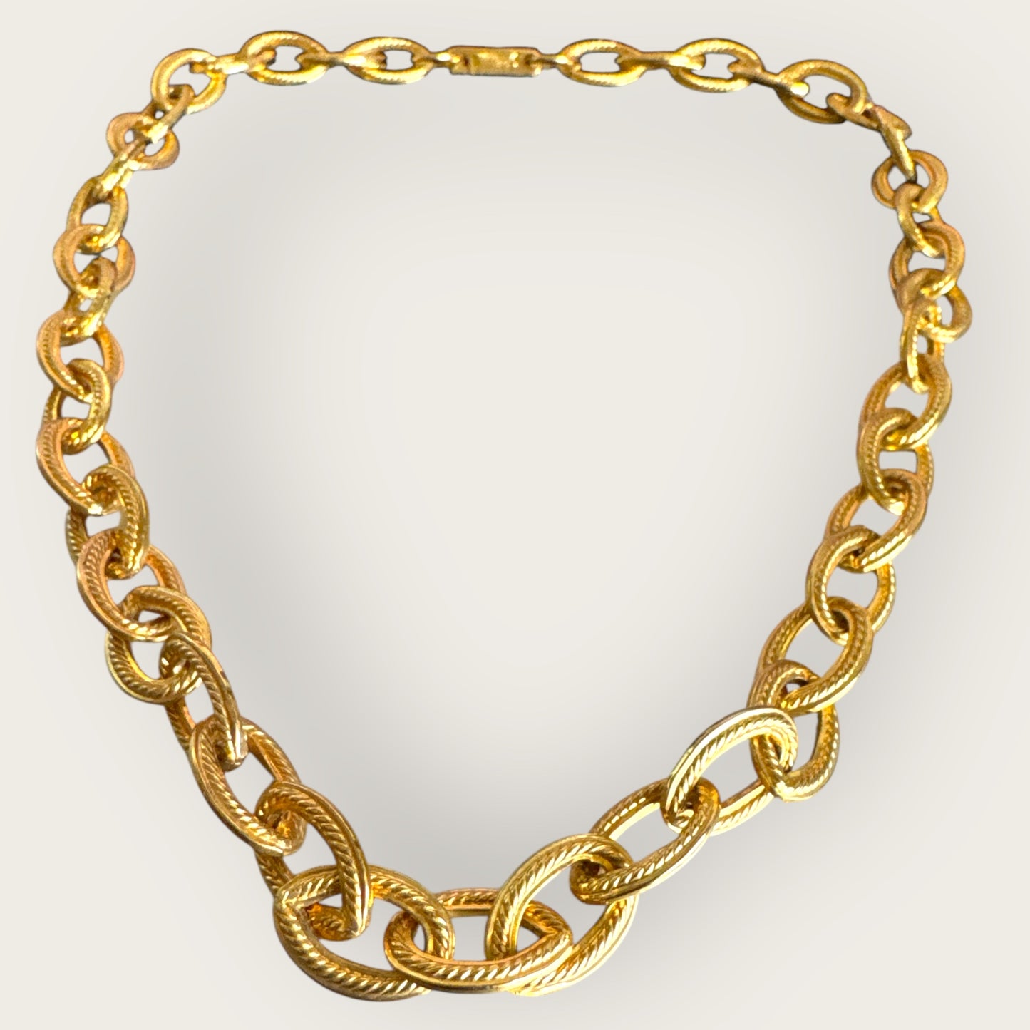 Vintage Napier Gold-Tone Rope Textured Link Necklace – 17 Inch, Push–Pull Clasp, Pristine Condition