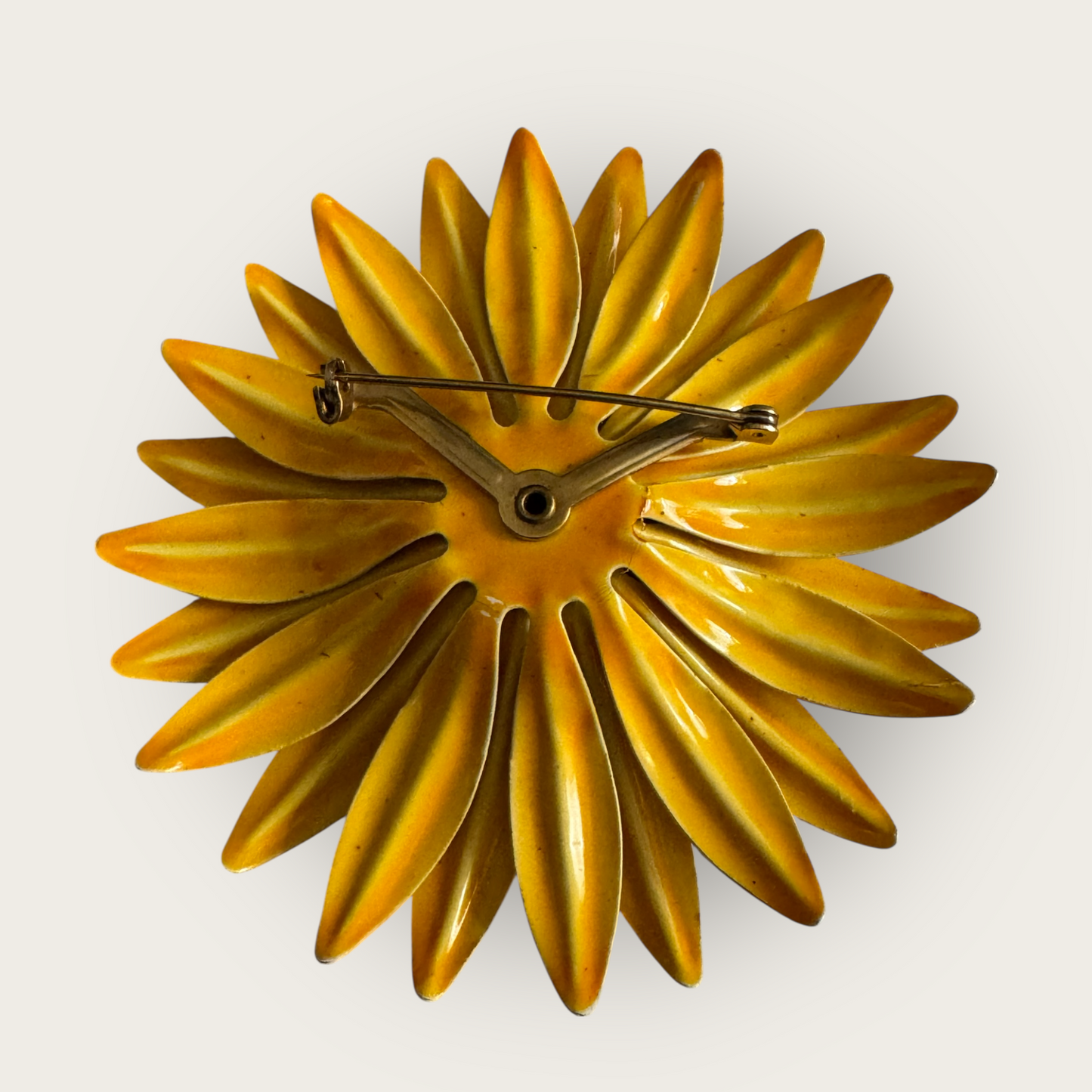 Vintage 1960s Yellow Enamel Metal Sunflower Brooch – Large Mod Flower Pin