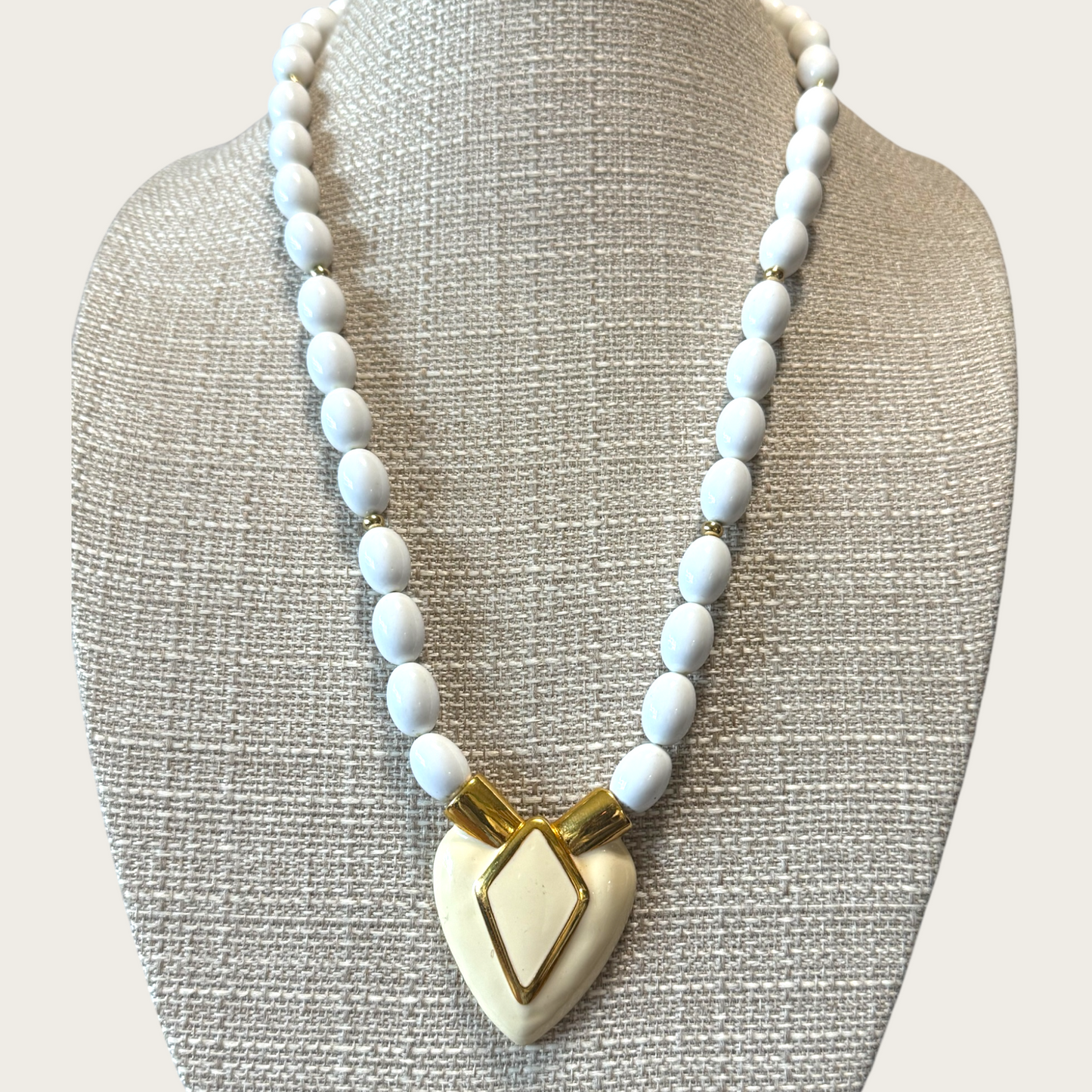 Vintage Napier White Lucite Bead Necklace with Cream and Gold Heart Pendant – Patent Pending