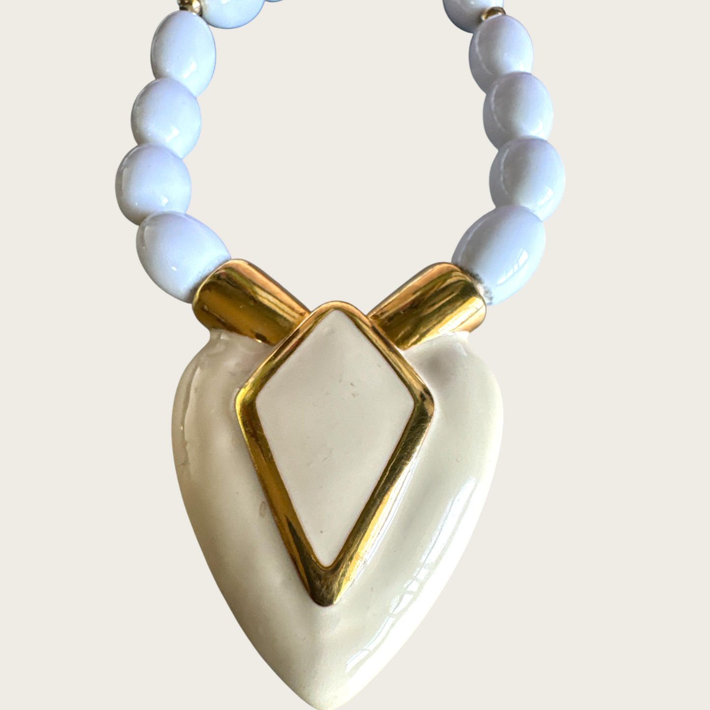 Vintage Napier White Lucite Bead Necklace with Cream and Gold Heart Pendant – Patent Pending
