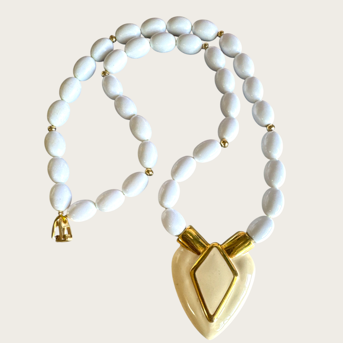 Vintage Napier White Lucite Bead Necklace with Cream and Gold Heart Pendant – Patent Pending