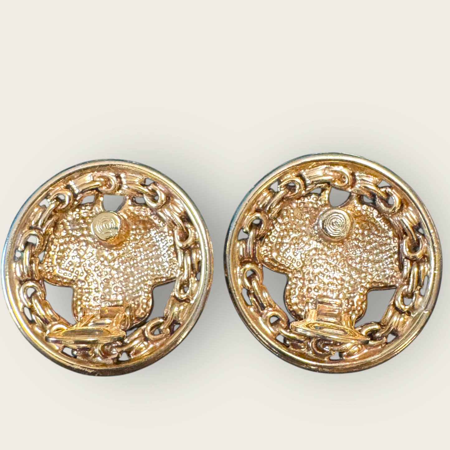 Vintage Enamel Leaf Motif Clip-On Earrings – Gold-Tone Statement Discs