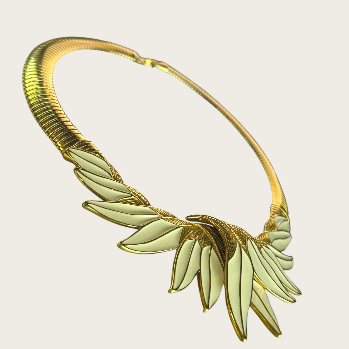 Vintage Trifari Omega Safari Cream Enamel and Gold-Tone Leaf Runway Collar Necklace – Signed Statement Jewelry