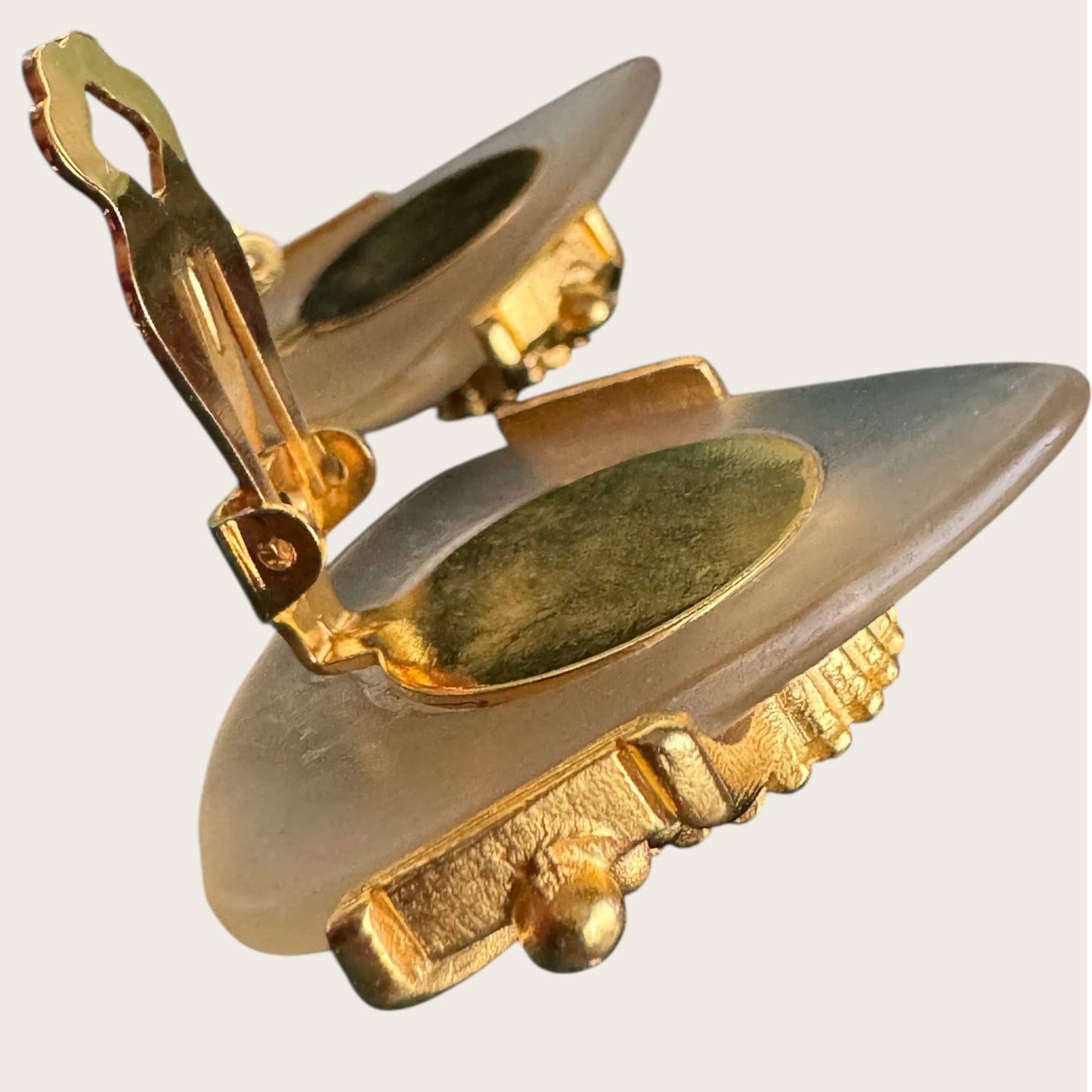 Vintage 1980s Lucite & Gold-Tone Statement Clip-On Earrings – Black Cabochon, Frosted Triangular Design