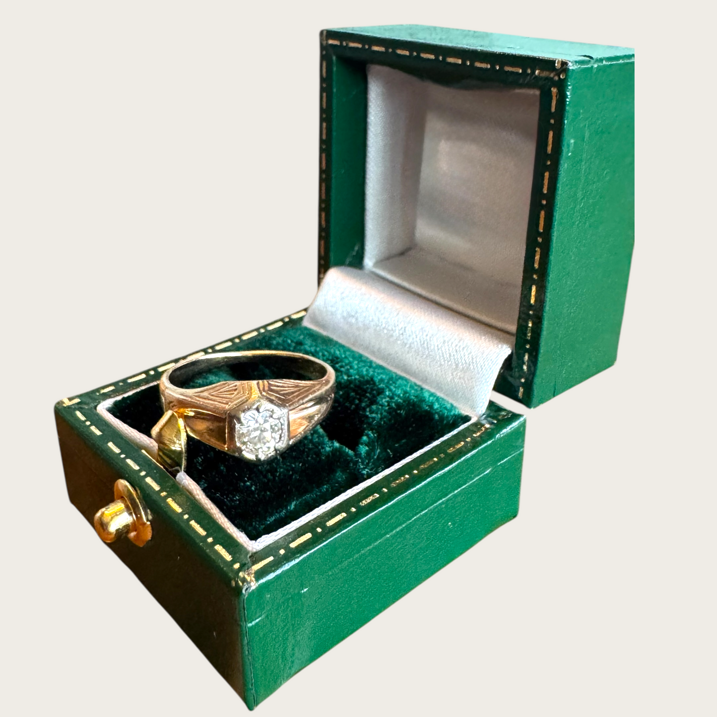 Art Deco 14K Gold Natural Diamond Gent’s Ring – Hexagonal Setting, WWP Maker’s Mark, 0.75ct | Private Collection