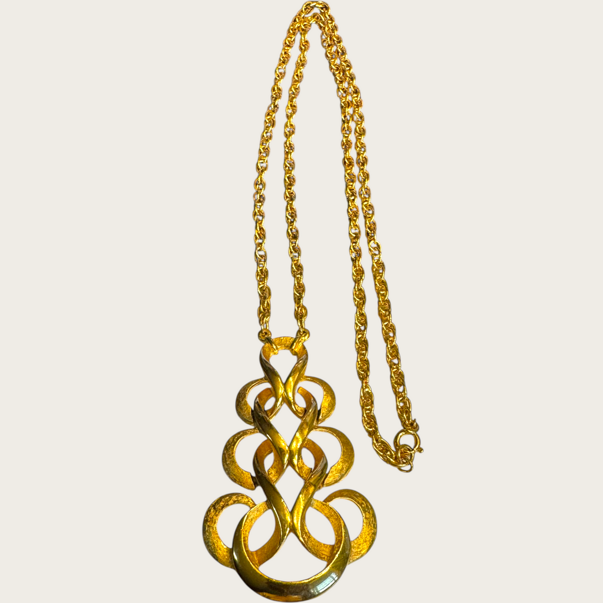 Vintage Crown Trifari Gold-Tone Serpentine Pendant Necklace